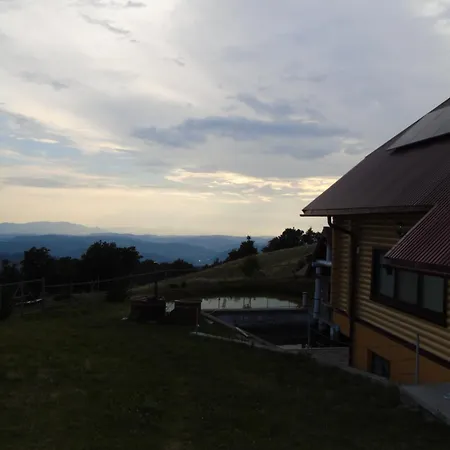 Lodge апецька Dubove
